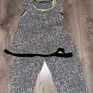 Simply Vera Wang Leopard Print Pajama Set